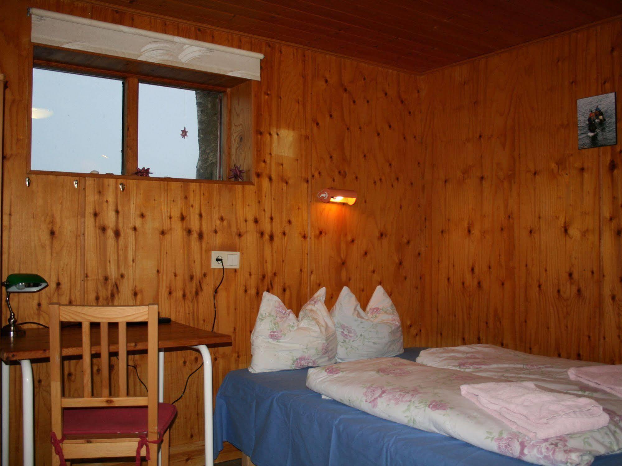 Brekkulækur Guesthouse Hunathing Vestra Eksteriør bilde